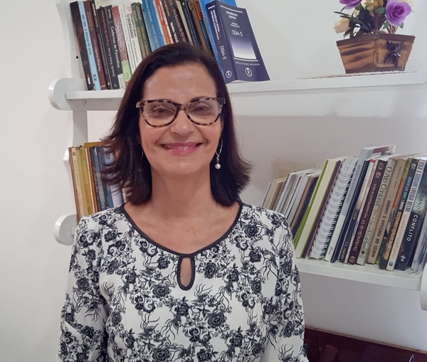 Miran Mendes, psicóloga graduada em psicogeriatria